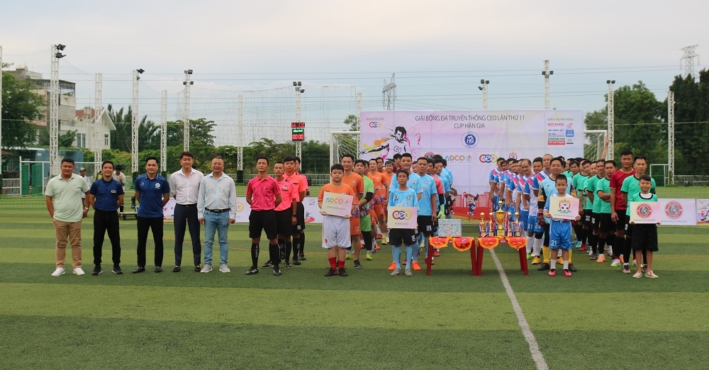 Tham dự giải năm nay có Đội Lão Tướng Quận 7, CEO FC, King Ball FC và Kiến Trúc ADCO FC