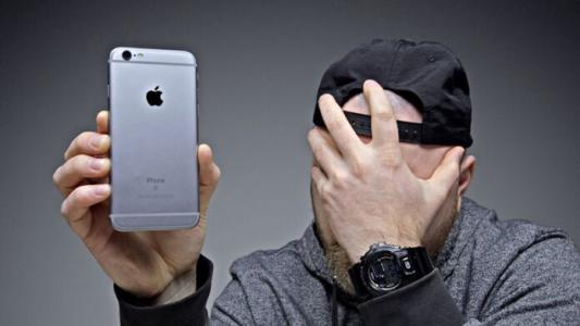 Apple bị phạt 113 triệu USD vì làm chậm iPhone cũ