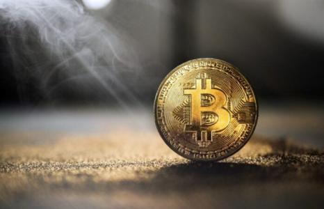 Giá Bitcoin vượt ngưỡng 50.000 USD/BTC