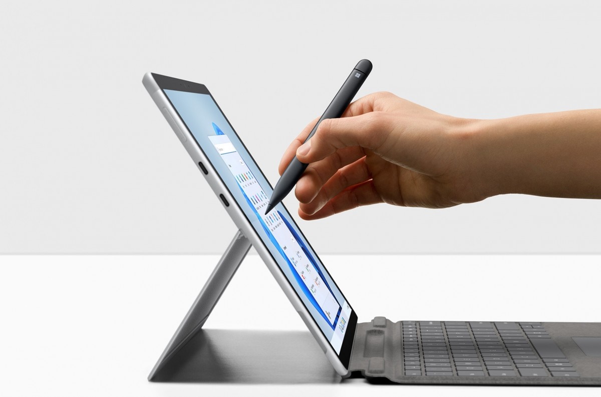 ra mắt Surface Laptop Studio