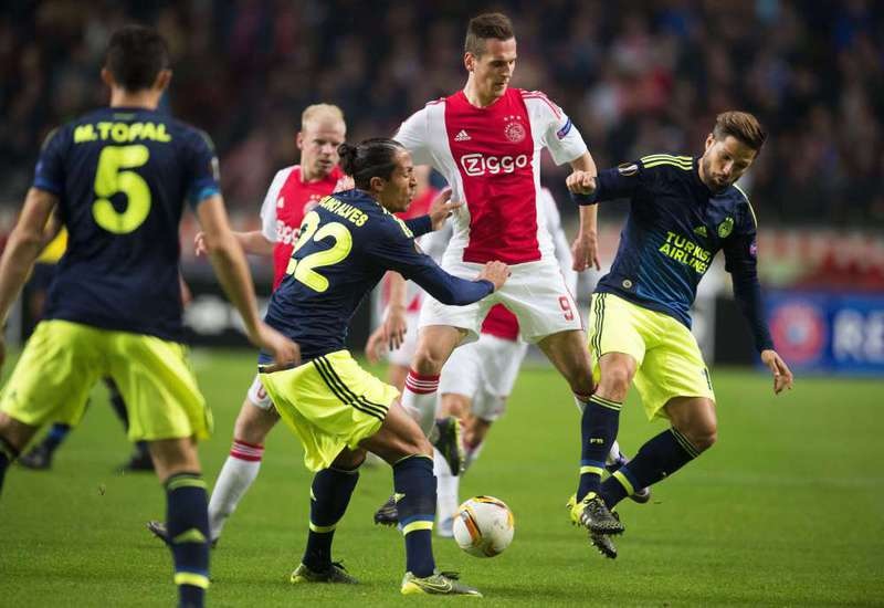Xem Ajax vs Besiktas