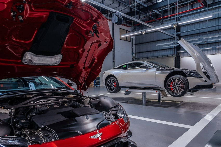 Aston Martin vừa khai trương đại lý siêu xe 3S