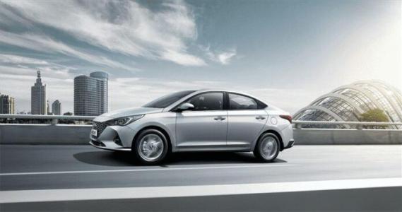 Giá lăn bánh Hyundai Accent 2021 tháng 11/2021: chưa tới 450 triệu đồng