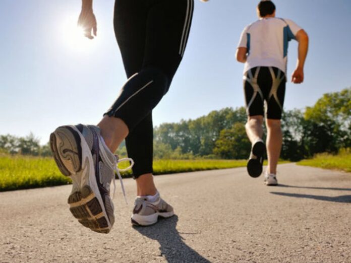 Duy trì 10.000 bước chân mỗi ngày có thực sẽ giúp bạn sống thọ và khỏe hơn