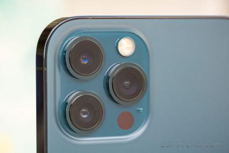 iPhone 15 sẽ sở hữu camera tele mới