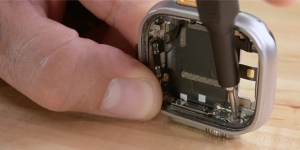 iFixit: Apple Watch Ultra rất khó sửa chữa