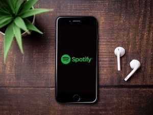 Spotify đạt kỷ lục 205 triệu thuê bao trả phí