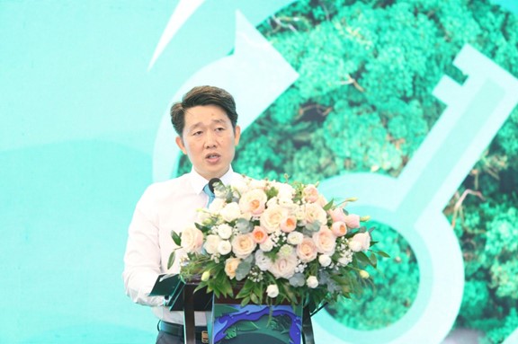 Ông Nguyễn Đức Huy  – Phó Tổng Giám đốc Cấp cao phụ trách Khối Sản xuất và Chuỗi cung ứng Suntory PepsiCo Việt Nam chia sẻ về cam kết phát triển bền vững.