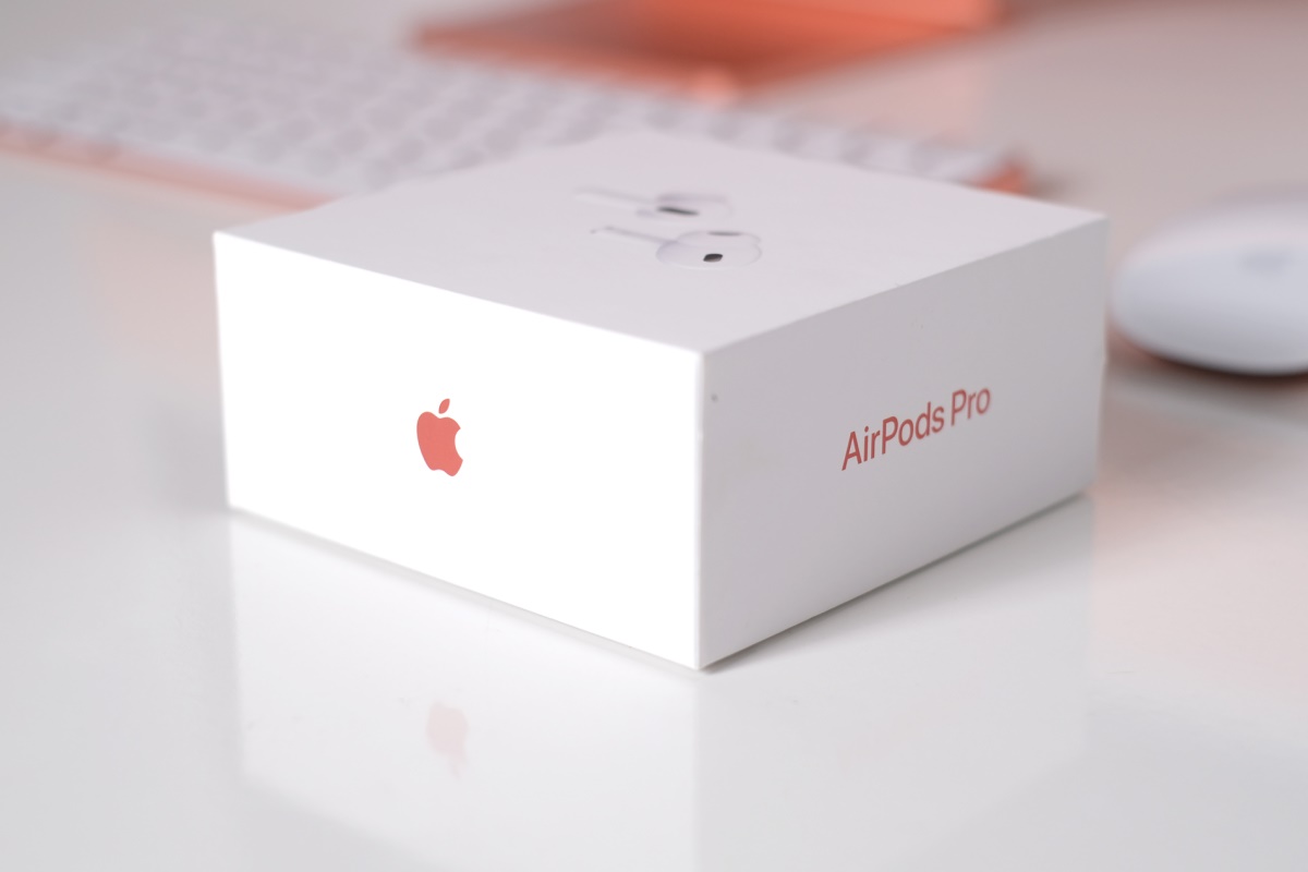 AirPods Pro 2, Bản đặc biệt, Năm con rồng, Apple, Tết Nguyên đán, Công nghệ, Văn hóa